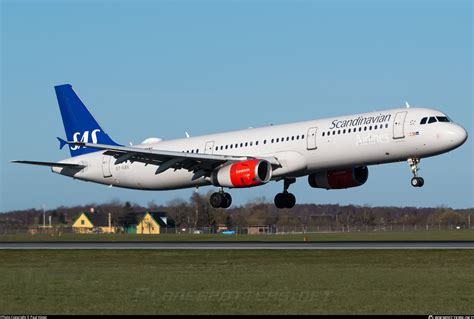 OY KBK SAS Scandinavian Airlines Airbus A321 232 Photo by Paul Hüser