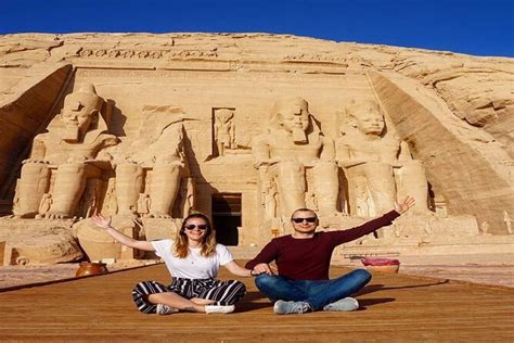 excursão de dia inteiro aos templos de Abu Simbel saindo de Aswan