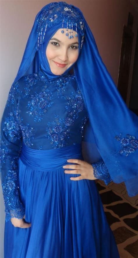 Pin By Mariam Kaira On Hijab Looks Ideas And Styles Hijab Prom Dress