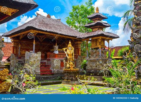 Pura Saraswati Temple In Ubud Stock Image Image Of Indonesia Palace