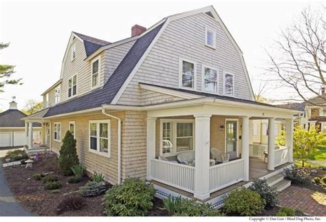 Gambrel Roof House With Porch