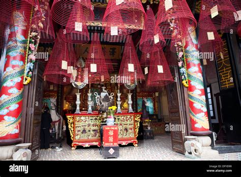 Chinese Temple Hoi An Vietnam Stock Photo Alamy