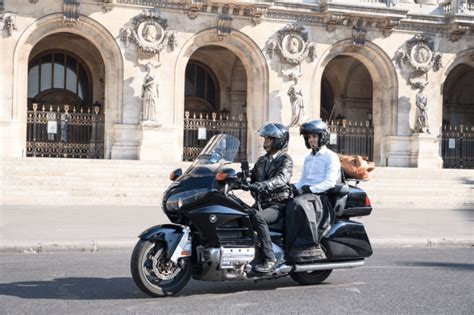 Taxi moto Orly pour rendre rapidement laéroport de Paris