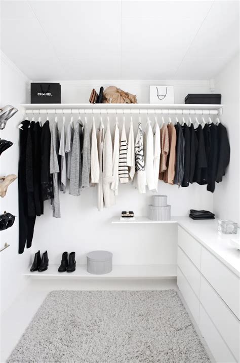 Step Inside The Dreamy Closet Of Entertainment Tonights Keltie Knight