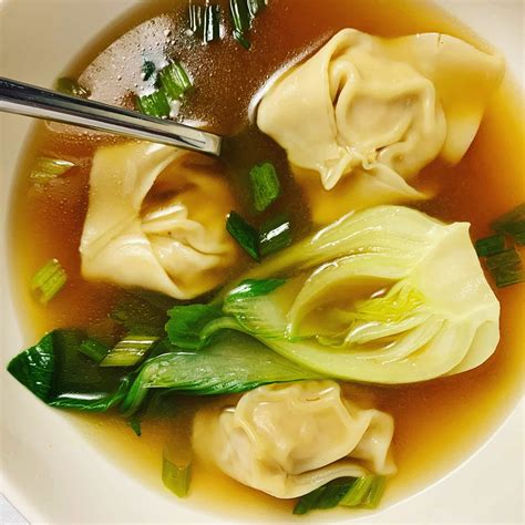 Ginger Chicken Wonton Soup Recipe W Bok Choy Quisine Queen B