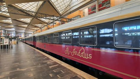 El centenario tren Al Andalus llega a Zaragoza en su viaje turístico