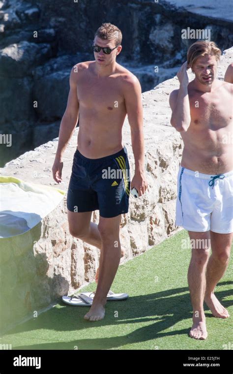 Bosnian Football Team Players Edin Dzeko Who Plays For Manchester City