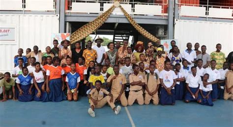 Côte dIvoire l association Des Livres Pour Tous célèbre la Journée