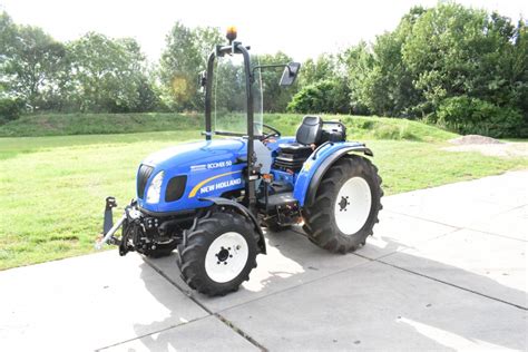 Nieuwe New Holland Boomer 50 Voor Staatsbosbeheer Uittenbogerd