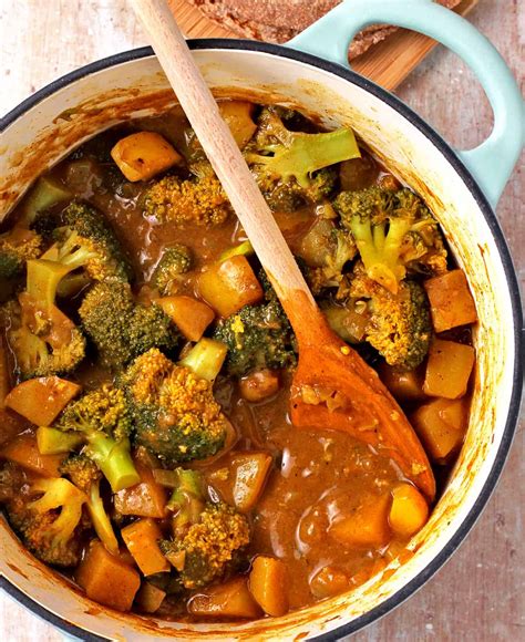 Indian Potato And Broccoli Curry [vegan Recipe]