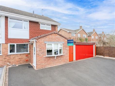 3 Bed Semi Detached House For Sale In Almond Road Kingswinford Dy6 £