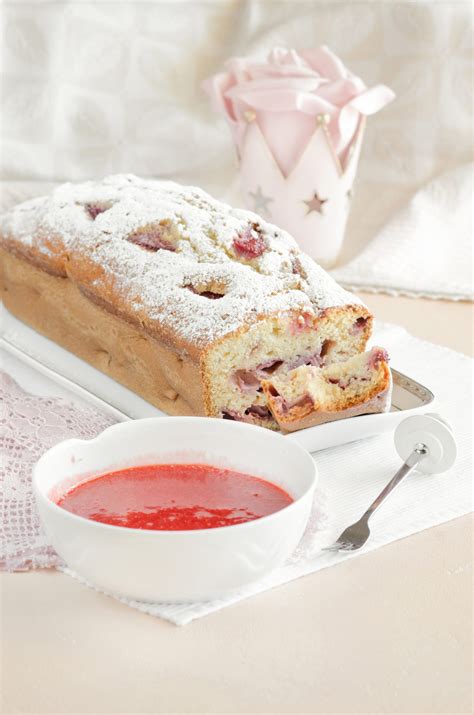 Plumcake Con Fragole E Mascarpone Senza Lattosio Zucchero E Dolci Magie