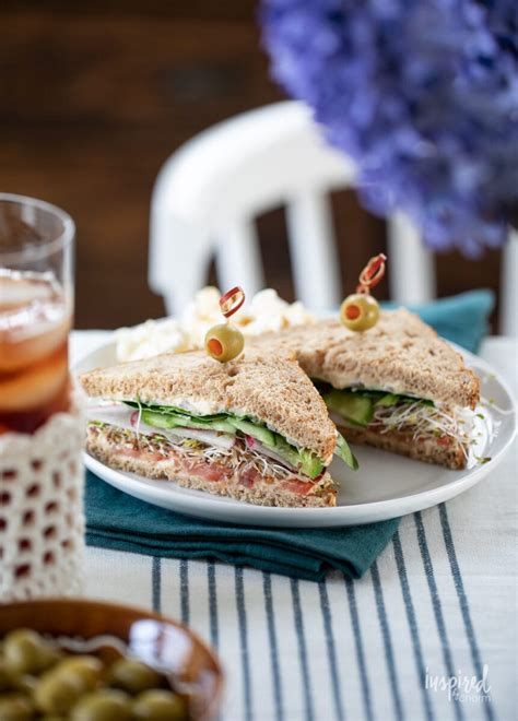 Hummus Sandwich Healthy And Delicious Recipe