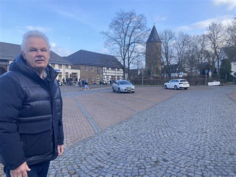 Demonstration In Rheinbach Gegen Rassisumus Stefan Raetz Im Interview