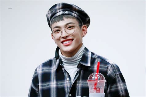 𝐏𝐫𝐨𝐦𝐞𝐬𝐬𝐞 on Twitter Kim hongjoong Beautiful smile Kang yeo sang