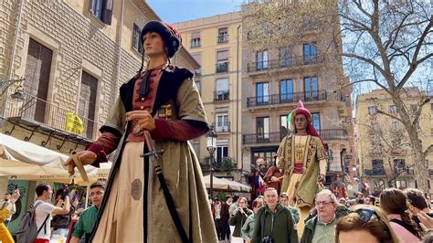 La Passejada Dels Oriols Festes St Josep Oriol Dia Mar