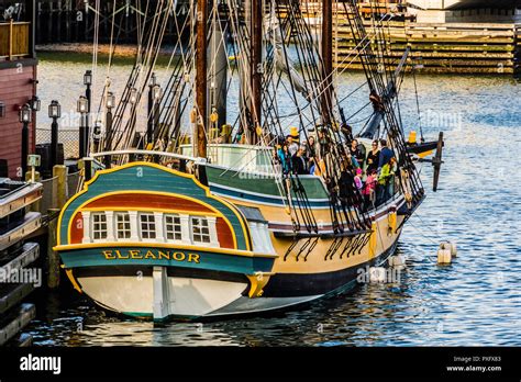 Boston Tea Party Schiffe Und Museum Fotos Und Bildmaterial In Hoher