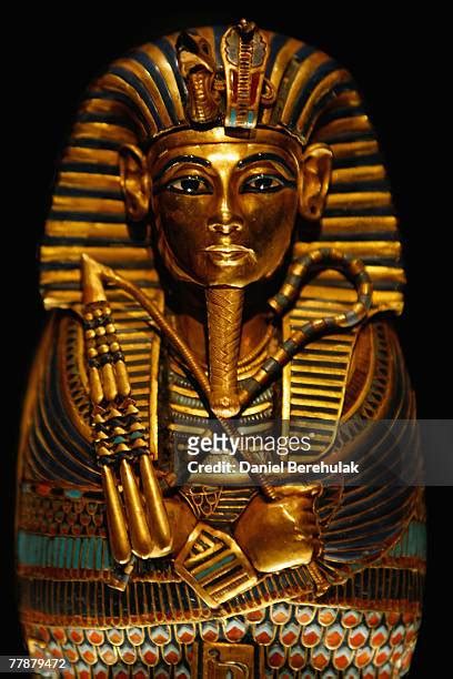 Tutankhamun And The Golden Age Of The Pharaohs Press View Stockfotos