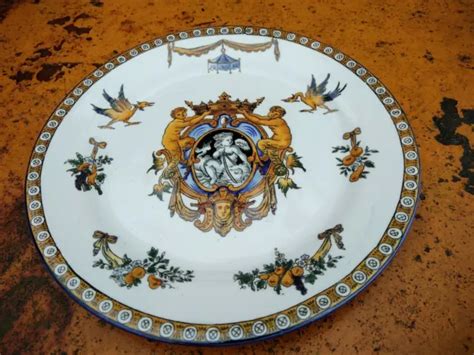 Ancienne Assiette Plate En Faience De Gien D Cor Renaissance Et