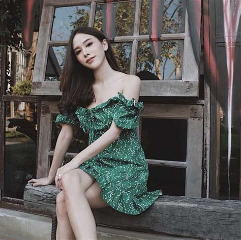 5 tips diện đồ màu xanh lá chuẩn hot trend cực đẹp