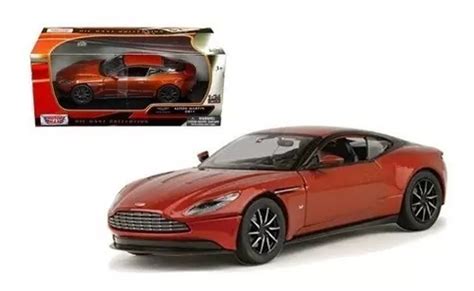 Auto De Coleccion Aston Martin Db11 Escala 1 24 Motormax Color Naranja