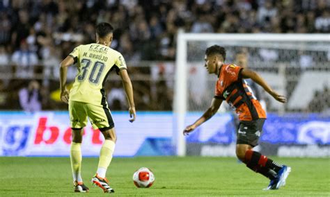 Corinthians Leva Gol No Fim Da Partida E Perde Para O Ituano No