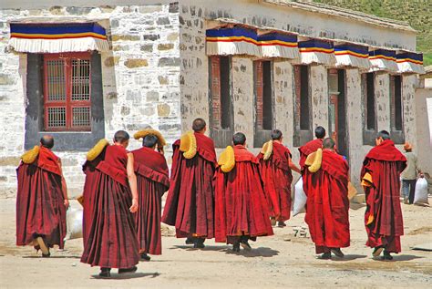 Tibetan Buddhism: Religious Freedom in China | Freedom House