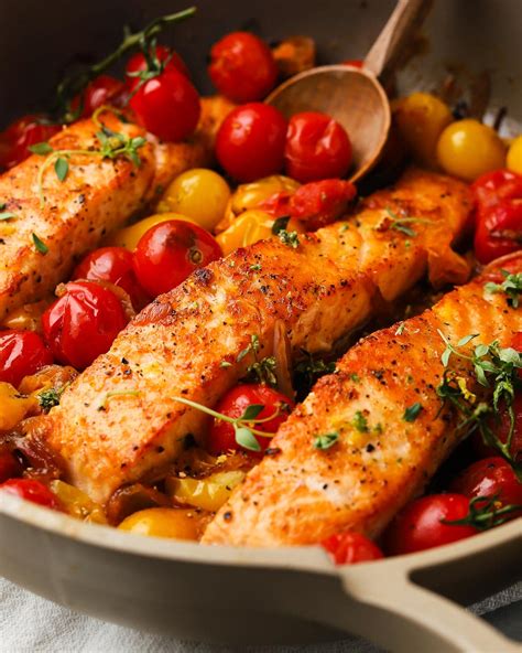 One Pan Seared Salmon With Burst Cherry Tomatoes Lindsey Eats