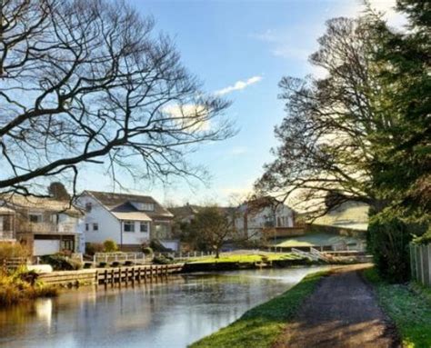 The Lancaster Canal - Lancaster Canal Boat Hire & Holidays