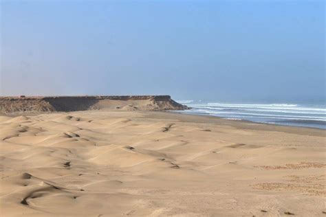 L Embouchure de l oued Drâa Chbika et la côte de Tan Tan à Akhfenir