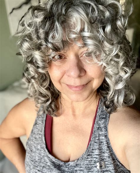 Textured layers will be added to the hair a line look 1