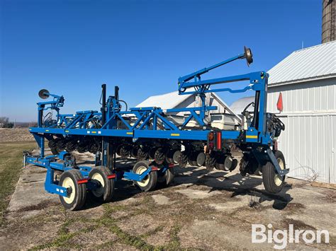 Kinze R Planter Bigiron Auctions