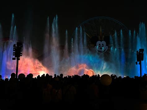 Photos Video ‘world Of Color One Debuts At Disney California