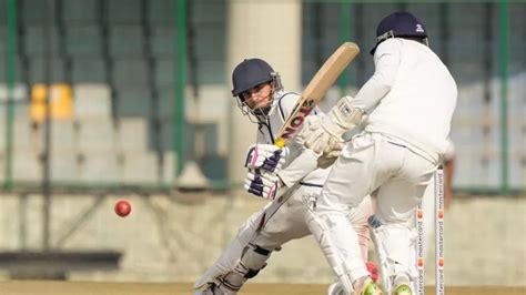 Ranji Trophy दिल्ली ने 43 साल बाद मुंबई को दी मात पहले 170 रन पर किया