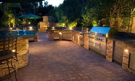 Outdoor kitchen lighting - 18 essentials for a good atmosphere - house ...