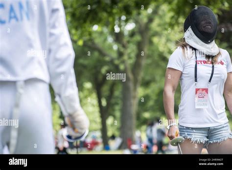 2016 Rio Olympic Wrestler Michelle Fazzari Tries Her Hand At Fencing