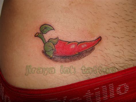 red hot chili pepper tattoo Tatuagem de pimenta Idéias de tatuagem