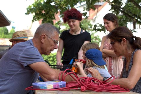 Repair Café öffnet Tore