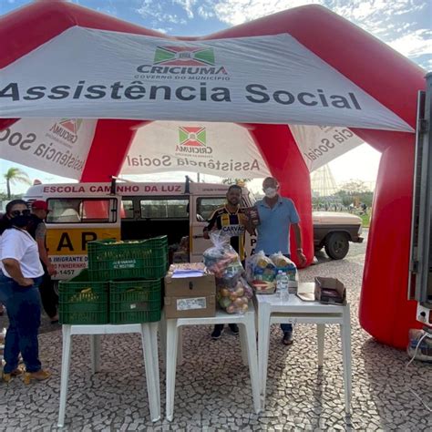 Assistência Social De Criciúma Entrega Alimentos Para Instituições