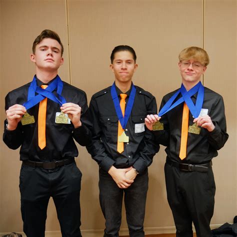 Fbla Goes To Districts The Orange And Black Newspaper