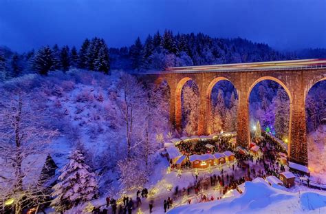 El Mercadillo De Navidad M S Impactante De Europa Bajo Un Viaducto En