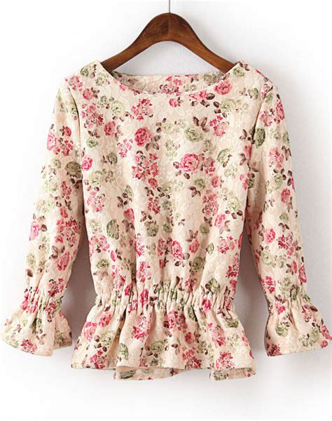 Find The Perfect Floral Blouse For Yourself