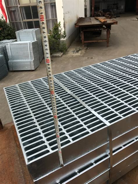 Hot DIP Galvanized Floor Serrated Heavy Duty Steel Bar Grating For