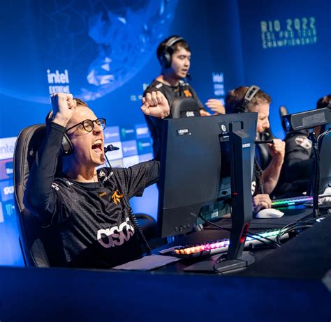 Iem Rio Major Fnatic Outsiders E Heroic V O Aos Playoffs Cs Go