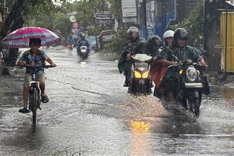 Jelang Nataru Pariwisata Bali Dibayangi Kenaikan Ppn Dan Anomali Cuaca