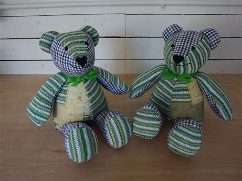 Keepsake And Memory Bears Made From Loved Ones Clothes Etsy Memorial