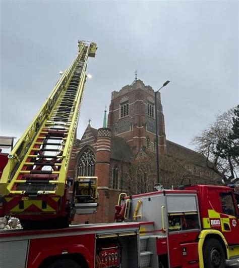 Firefighters Tackle Blaze At Listed Church In Southgate The Standard