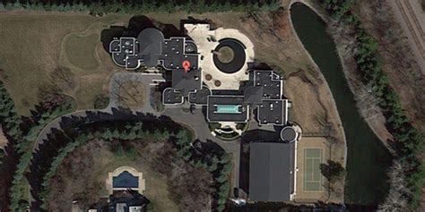 Michael Jordan's Chicago-area mansion fails to sell at auction - Sports ...