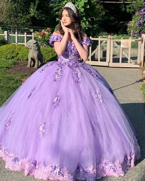 Pin By Isabel Draiman On Xv Lila Morado Ball Gowns Gowns Pretty