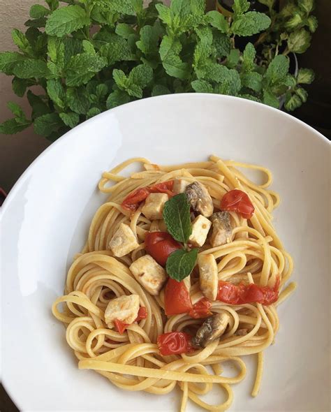 Pasta Con Pesce Spada E Pomodorini Colleghe Al Forno